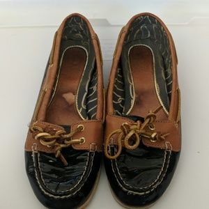 Sperry Navy Patent loafers